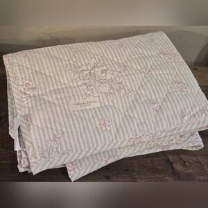 NEW Cabbages & Roses London Queen Quilt Set in Brigette Blossom Linen